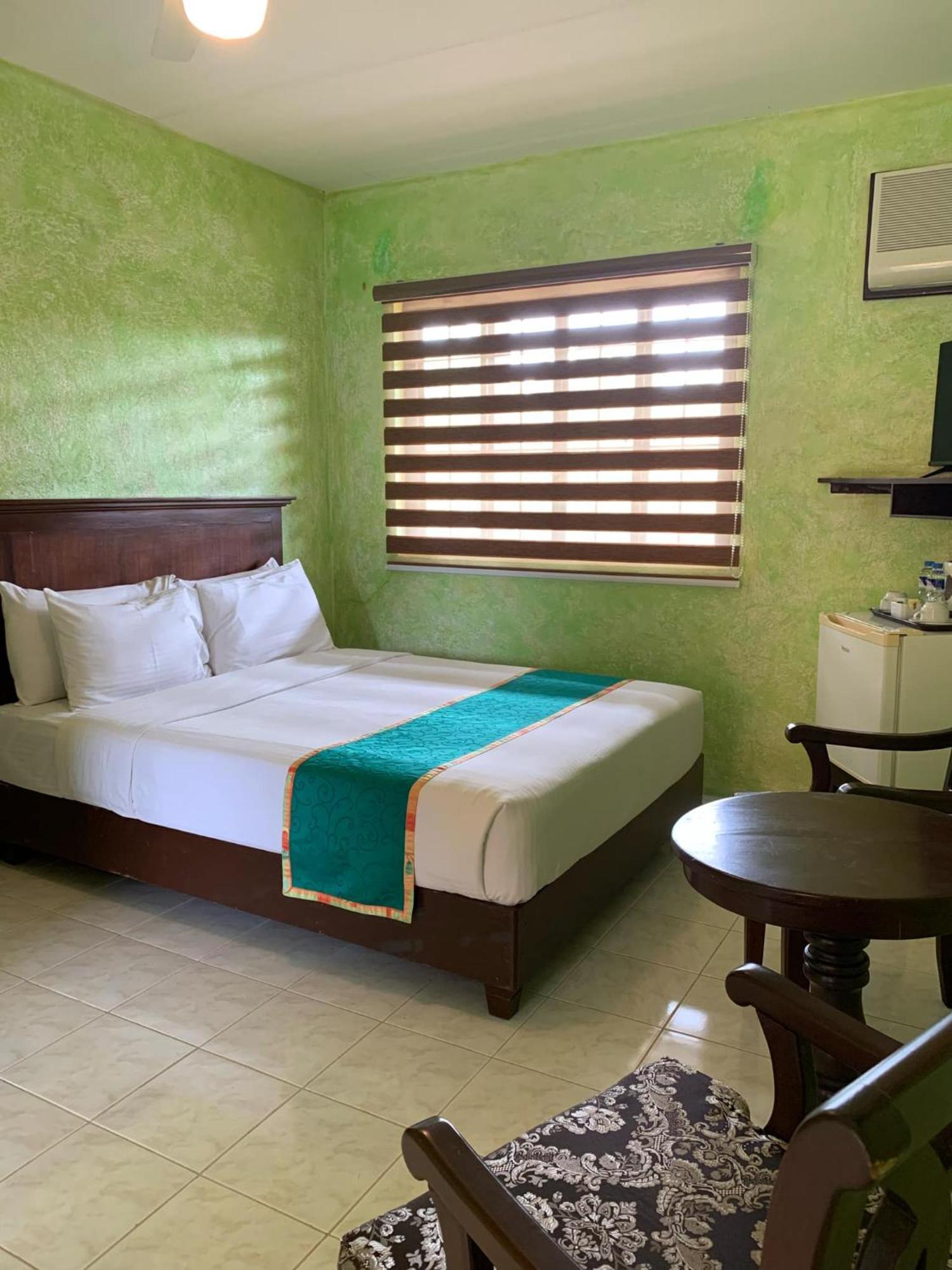 Flushing Meadows Resorts & Playground Panglao Εξωτερικό φωτογραφία